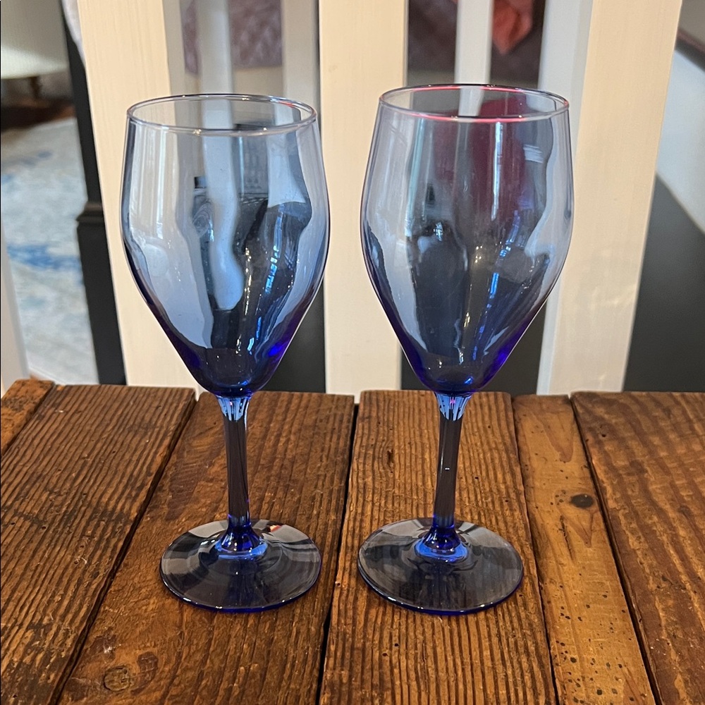 Vintage Blue Stemmed Wine Glasses - Set of 2